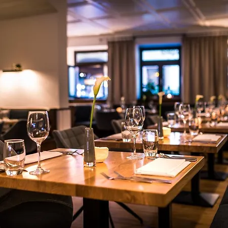 Kreuzblume & Restaurant 호텔 3*
